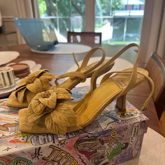 Jeffrey Campbell Honolulu Heels - Picture 2 of 7